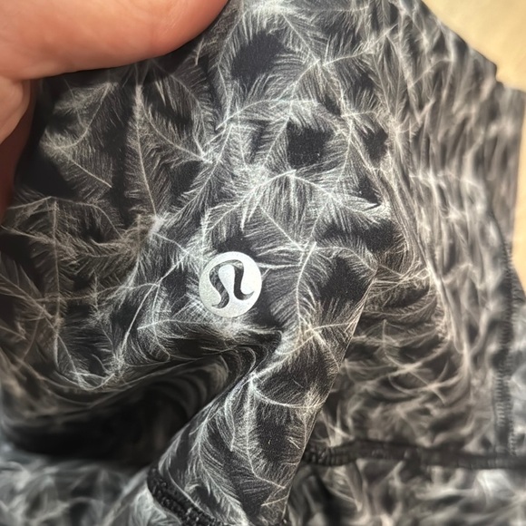 Lululemon Wunder Under High Waist Leggings - Picture 8 of 13